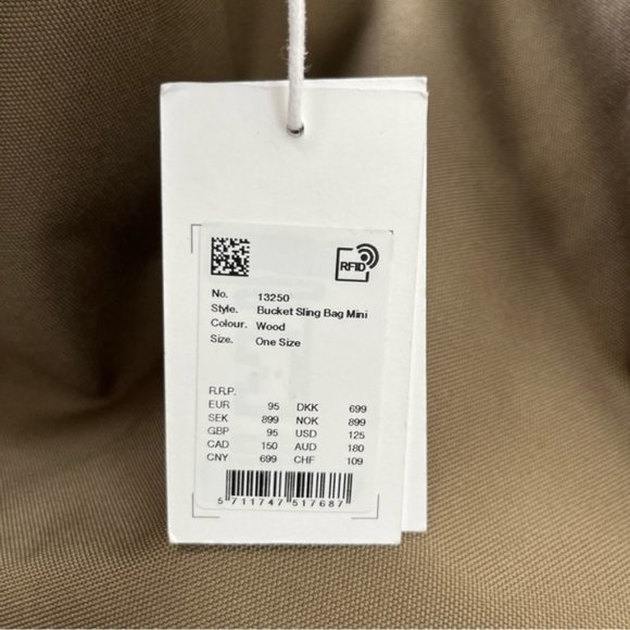 FREE People x Rains Bucket Sling Bag - Picture 11 of 11